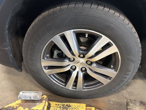 Used 2018 Honda Pilot EX-L image 24