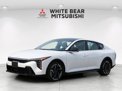 Used 2026 Kia K4 GT-Line w/ GT-Line Sunroof Package FWD image 2