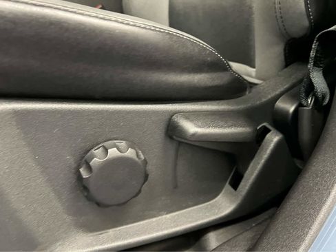 Used 2023 Ford Bronco Black Diamond image 16