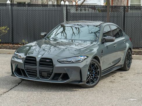 Used 2022 BMW M3 Competition w/ M Carbon Exterior Package AWD/4WD image 10