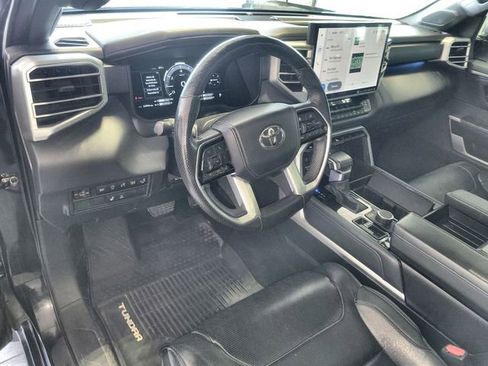 Used 2022 Toyota Tundra Platinum image 14