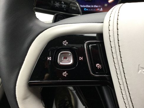 New 2026 Lincoln Aviator Reserve w/ Illumination Package AWD/4WD image 13