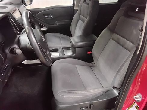 Used 2023 Nissan Frontier SV w/ SV Convenience Package image 9