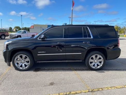 Used 2017 GMC Yukon Denali w/ Open Road Package image 2