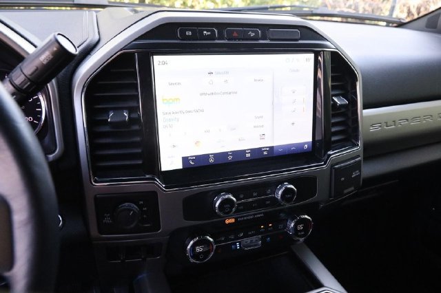 Used 2022 Ford F350 Lariat w/ Black Appearance Package AWD/4WD image 17