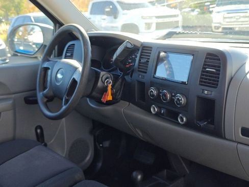 Used 2013 Chevrolet Silverado 1500 W/T image 28