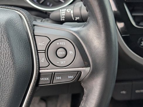 Used 2022 Toyota Camry XLE image 22