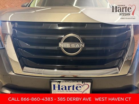 Certified 2023 Nissan Pathfinder SL image 38