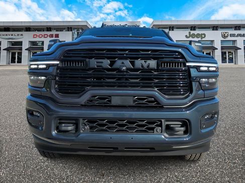 New 2026 RAM 2500 Laramie AWD/4WD image 3