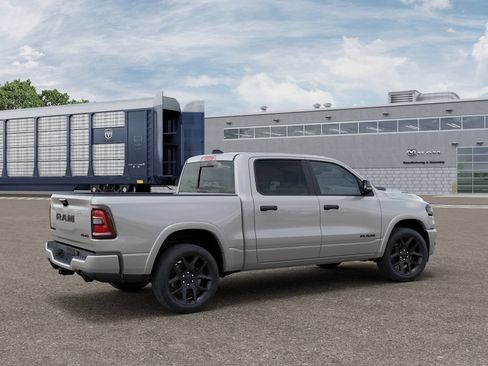 New 2027 RAM 1500 Laramie AWD/4WD image 4