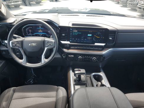 Used 2025 Chevrolet Silverado 1500 LT Trail Boss image 15