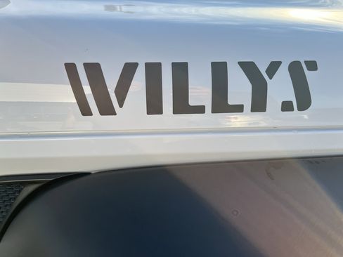 Used 2021 Jeep Wrangler Unlimited Sport image 39