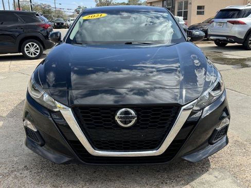 Used 2021 Nissan Altima 2.5 S w/ Driver Assist Package image 2