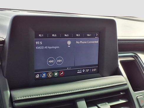 Used 2021 Chevrolet Suburban LS image 9