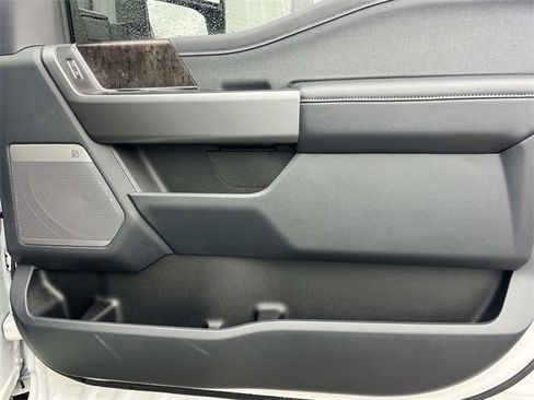 Used 2024 Ford F250 Lariat w/ Sport Appearance Package image 23
