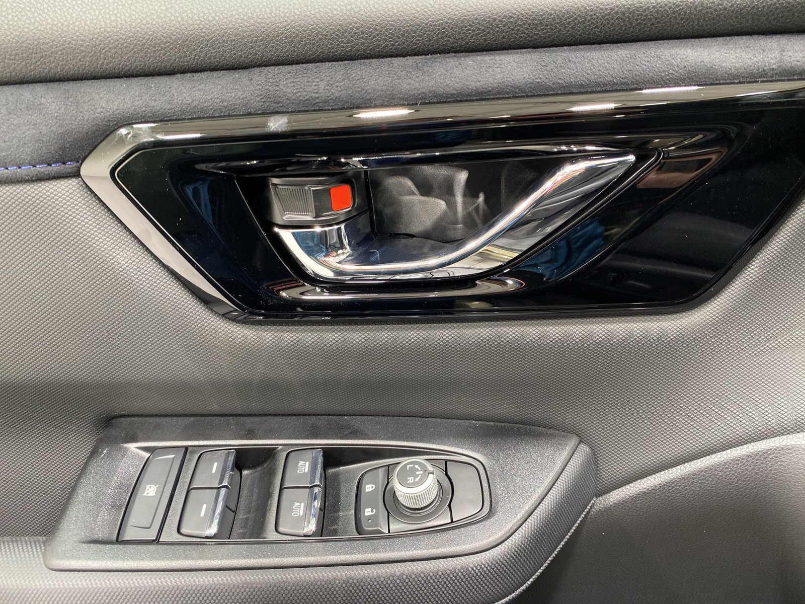 New 2026 Subaru Forester Touring AWD/4WD image 13