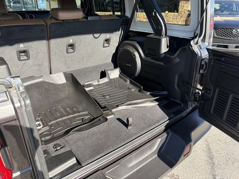 Used 2021 Jeep Wrangler Unlimited Sahara w/ Cold Weather Group image 34