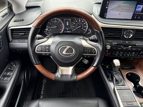 Used 2022 Lexus RX 350L Premium w/ Premium Package AWD/4WD image 14