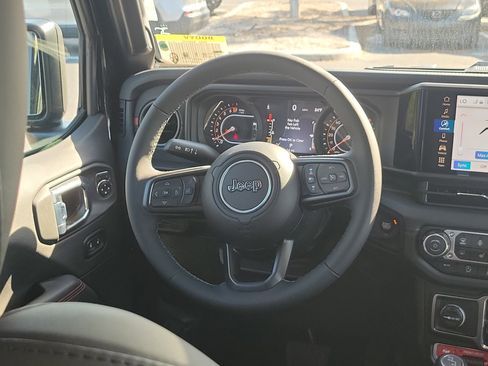New 2026 Jeep Gladiator Rubicon AWD/4WD image 8