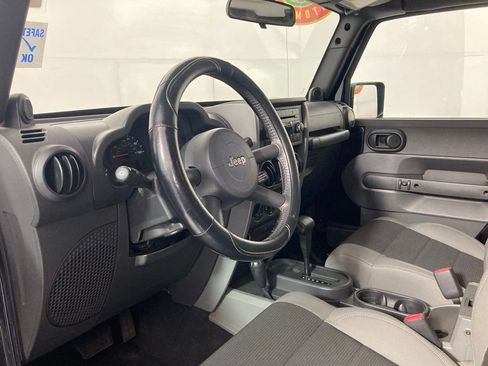 Used 2007 Jeep Wrangler Unlimited X AWD/4WD image 11