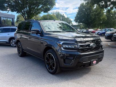 Used 2023 Ford Expedition Limited