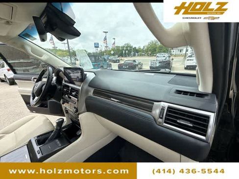 Used 2023 Lexus GX 460 Premium w/ Premium Package AWD/4WD image 30