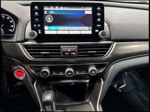 Used 2019 Honda Accord Sport image 20