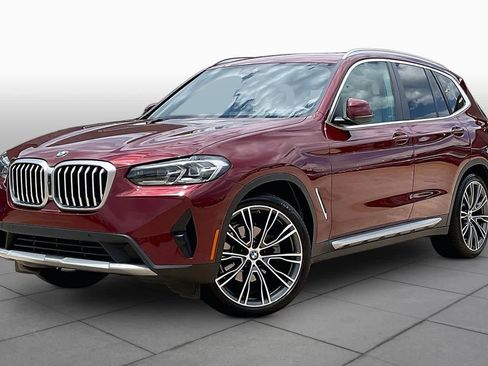 Used 2023 BMW X3 xDrive30i w/ Premium Package AWD/4WD image 3
