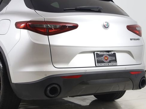 Used 2019 Alfa Romeo Stelvio w/ Nero Edizione RWD image 22