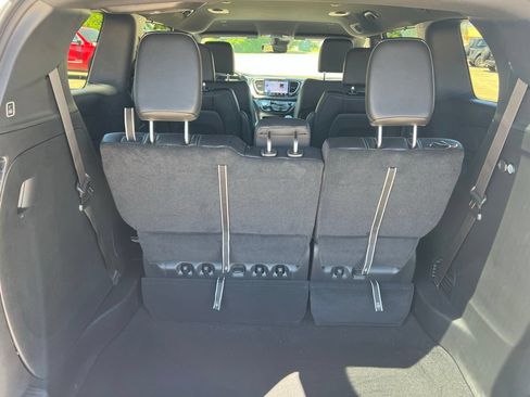 New 2027 Chrysler Pacifica Select FWD image 13