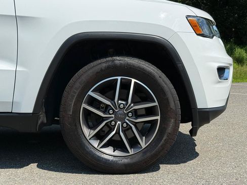 Used 2020 Jeep Grand Cherokee Limited AWD/4WD image 10