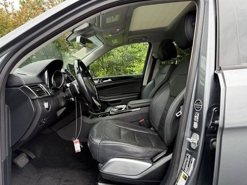 Used 2018 Mercedes-Benz GLS 550 4MATIC image 12
