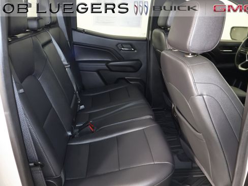 Certified 2024 Chevrolet Colorado LT w/ LT Convenience Package III image 19