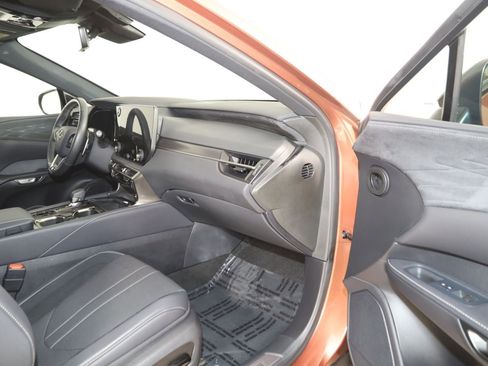 Used 2024 Lexus RX 500h F Sport w/ Convenience Package image 47