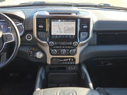 Used 2022 RAM 1500 Laramie AWD/4WD image 19