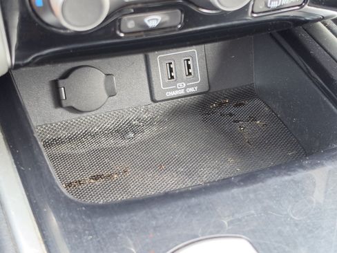 Used 2018 Nissan Pathfinder S FWD image 27
