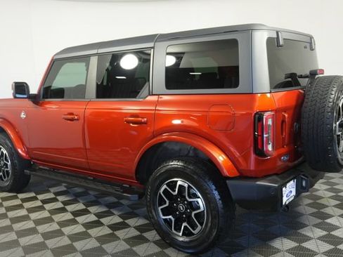 Certified 2024 Ford Bronco Outer Banks AWD/4WD image 5