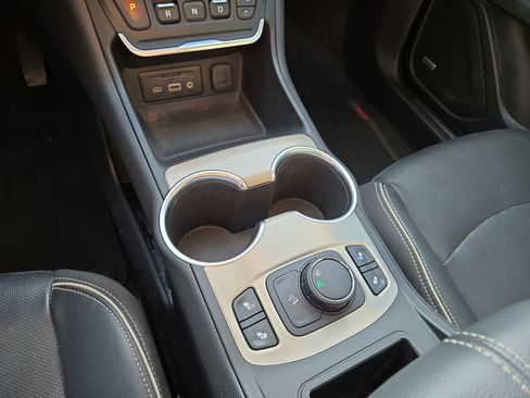 Used 2019 GMC Terrain Denali image 22