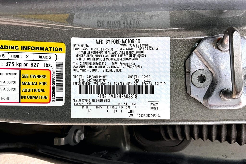 Used 2017 Lincoln MKZ Reserve FWD image 38