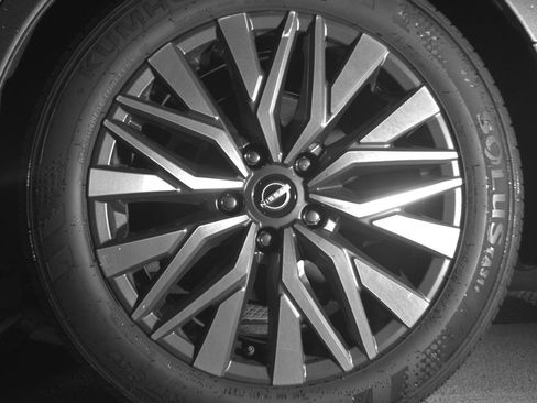 Used 2025 Nissan Altima 2.5 SV image 14