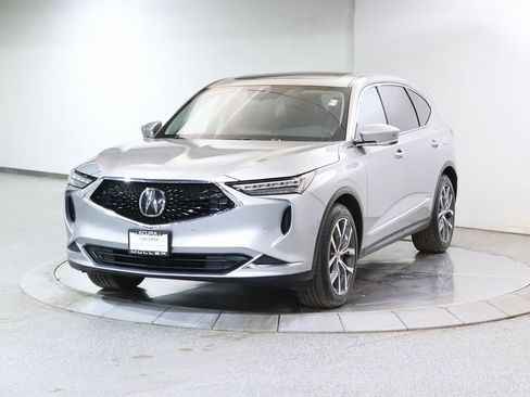 Used 2023 Acura MDX SH-AWD w/ Technology Package image 3