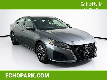 Used 2023 Nissan Altima 2.5 SV