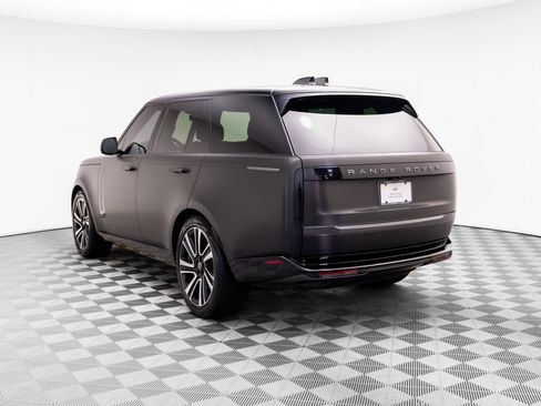 Used 2023 Land Rover Range Rover Autobiography AWD/4WD image 3