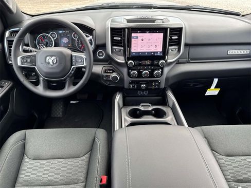 New 2025 RAM 1500 Big Horn image 3