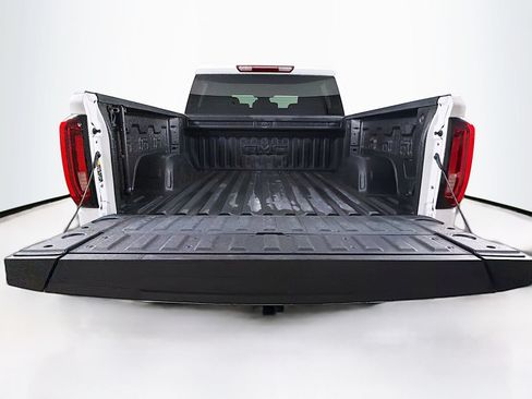Used 2025 GMC Sierra 1500 AT4 AWD/4WD image 28