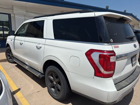 Used 2021 Ford Expedition Max XLT AWD/4WD image 2
