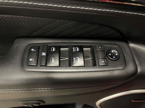 Used 2018 Jeep Grand Cherokee Trackhawk AWD/4WD image 28