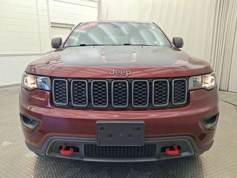 Used 2019 Jeep Grand Cherokee Trailhawk AWD/4WD image 32