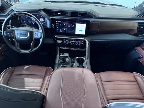 Certified 2025 GMC Sierra 1500 Denali Ultimate AWD/4WD image 15