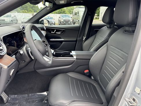 Used 2025 Mercedes-Benz GLC 300 GLC 300 Coupe image 9